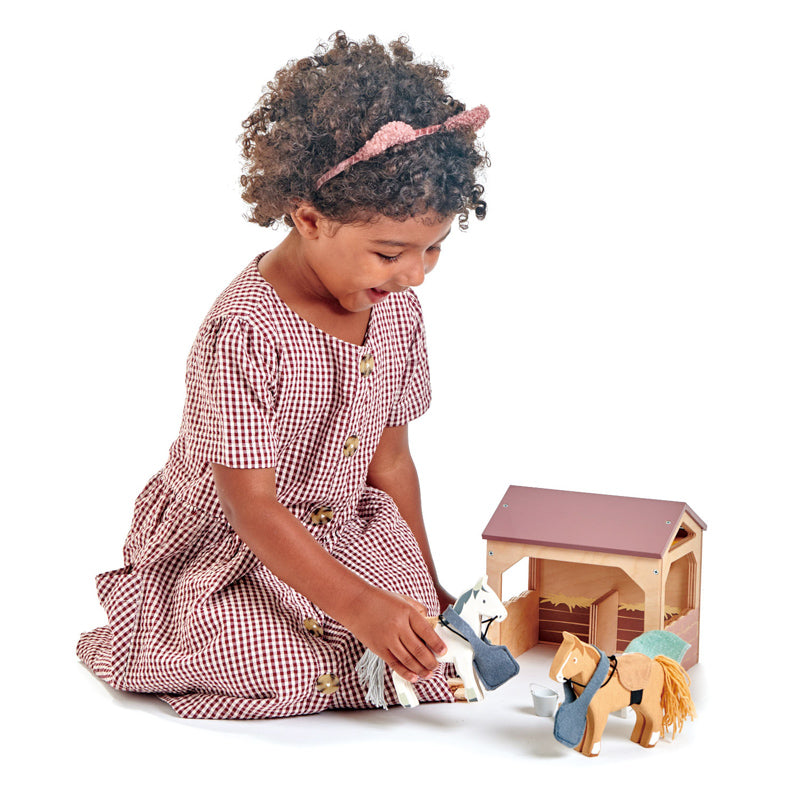 The Stables - Wooden Horse Set - 10 pc