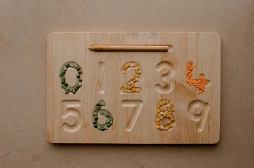Qtoys - Number Tracing Board - Wooden