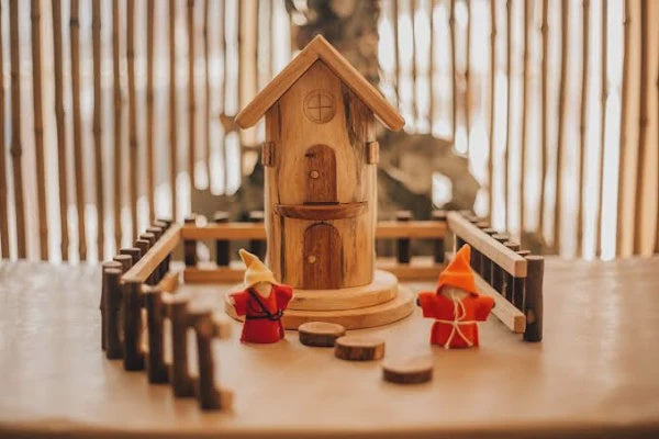 Qtoys - Gnome play house