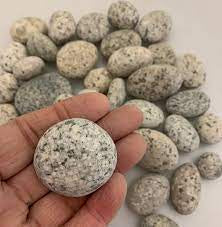 PAPOOSE Loose Parts - Quail Egg Rocks