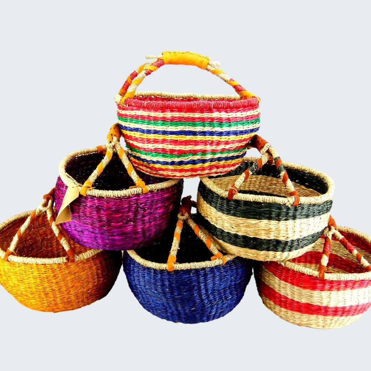 Baskets - Round Medium Baskets - Mixed Colours/Single